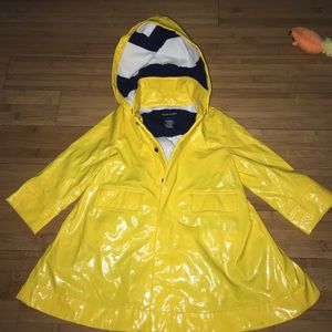 Ralph Lauren kids rain coat size 2T yellow